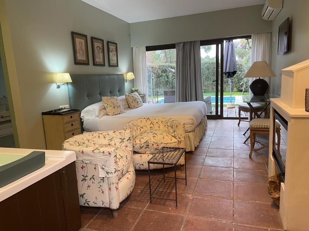 Hotel Boutique Pinar Куэнка Экстерьер фото