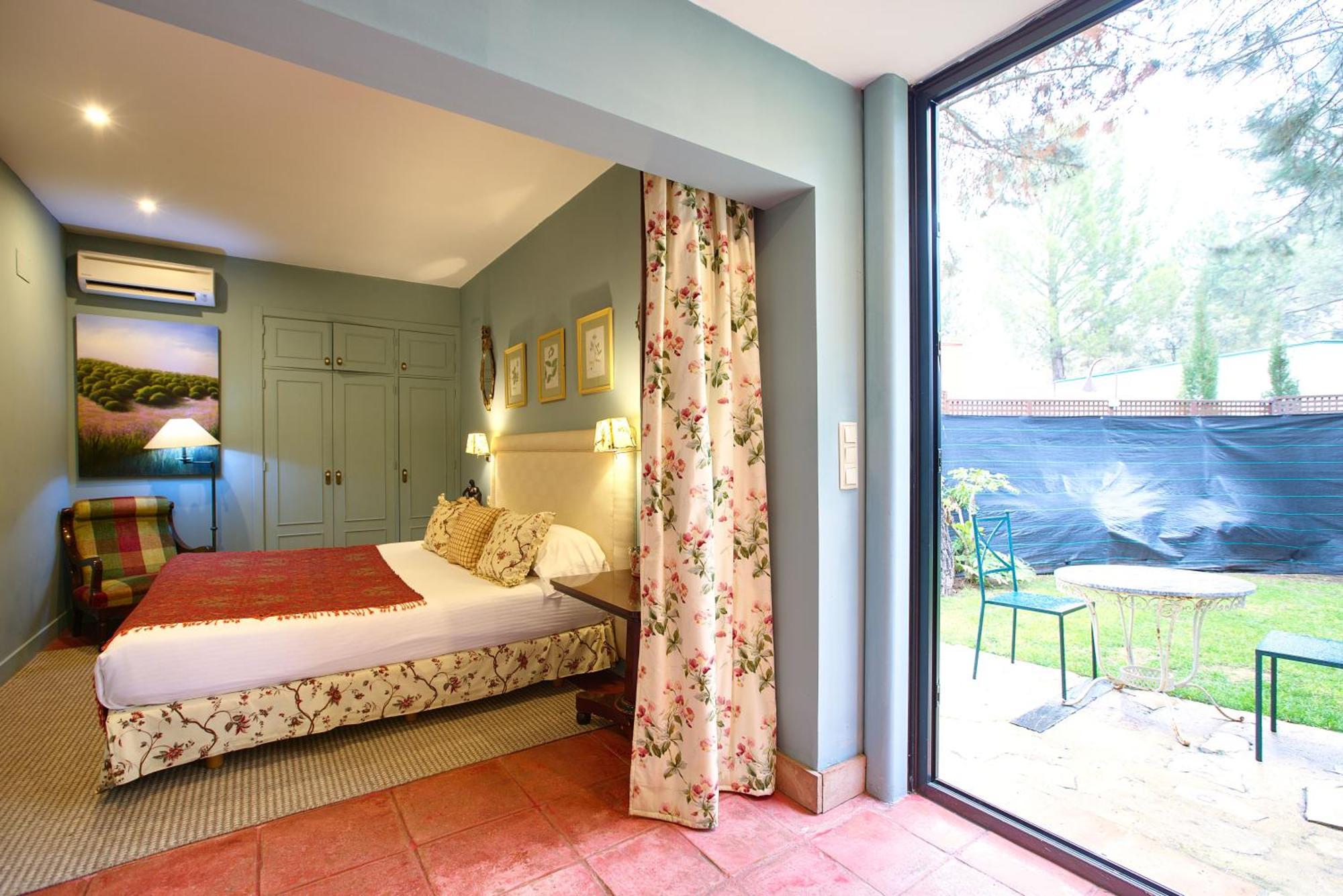 Hotel Boutique Pinar Куэнка Экстерьер фото